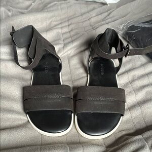 Stylish Black Sandals